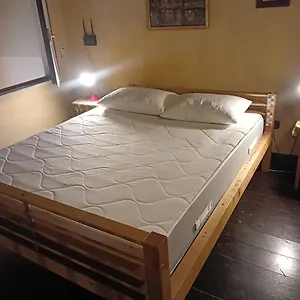 https://appartamento-centro-storico-2.hotels-amalfi.com