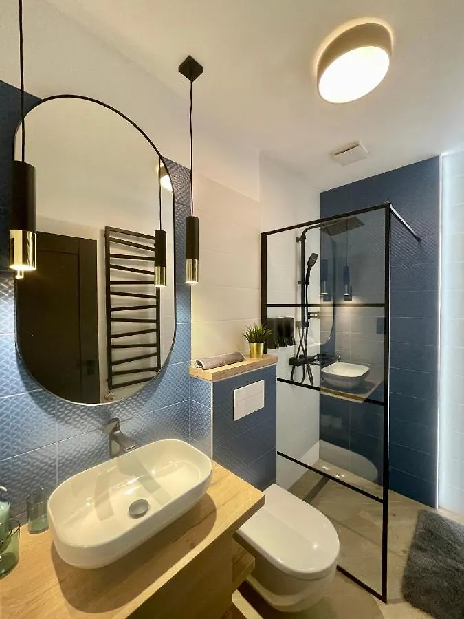 Brand New Apartment #Hollan#3Bedr#2Bathr#Freeparking Budapest 0*,  Ungheria